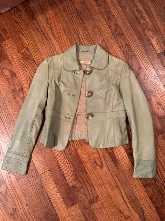 Wilsons Leather Jackets & Blazers - Vintage Wilsons Leather Women's Light Green Button-Front Leather Jacket